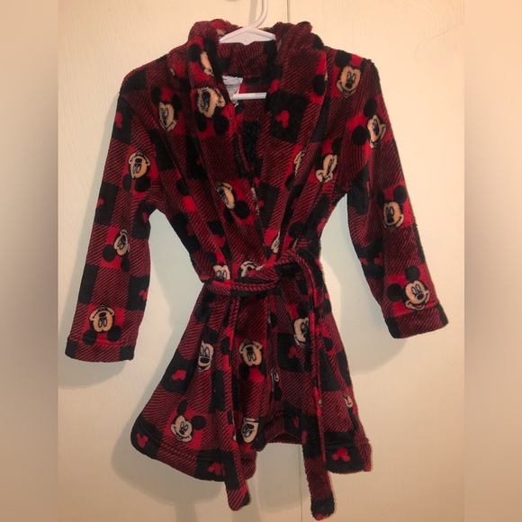 Disney Mickey Mouse size 2T/3T Cozy Robe!